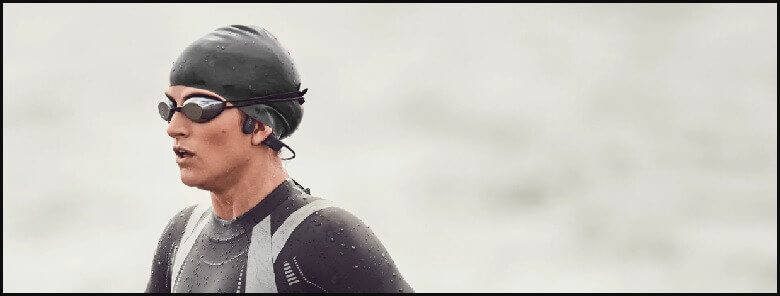 Great headphone for tri-athlete. You can also easily maintain dry ears during and after each triathlon run or workout.